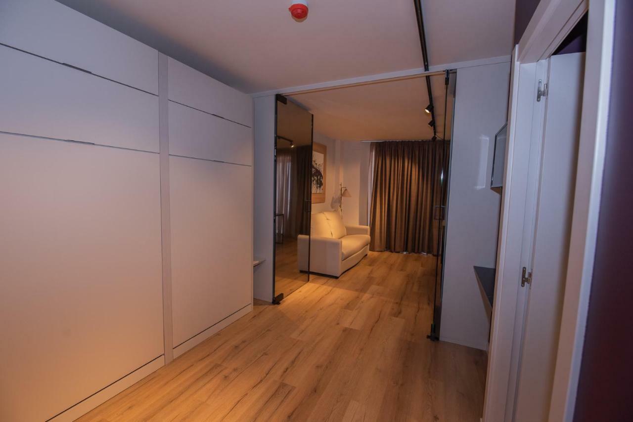 Apartamentos Puerta De リャネス エクステリア 写真