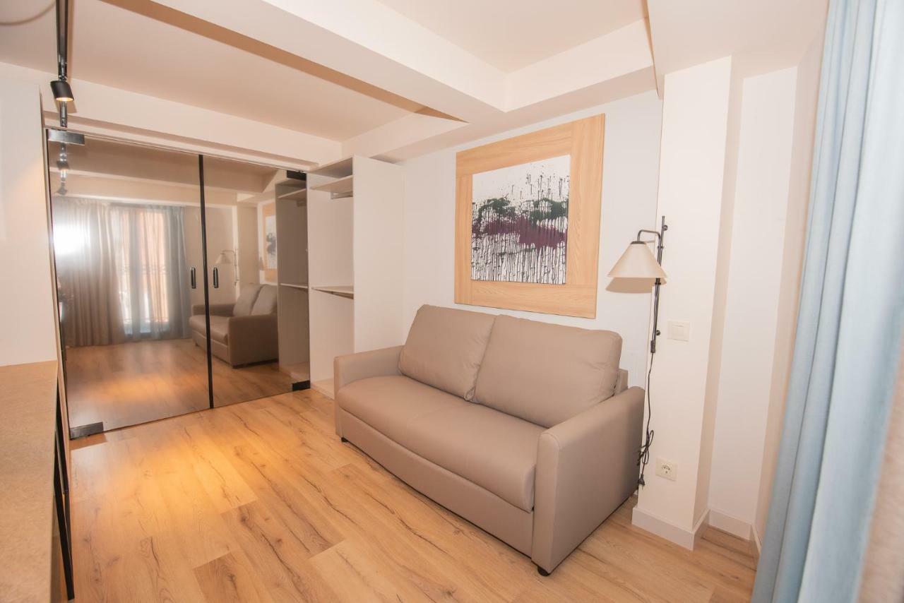 Apartamentos Puerta De リャネス エクステリア 写真